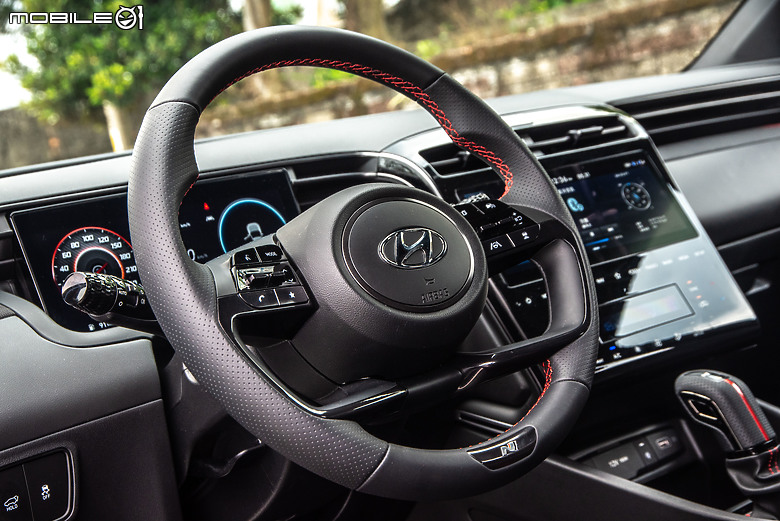 Hyundai Tucson L N Line試駕｜配色與運動化套件夠搶眼，細節補上更完美！