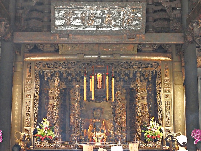 鹿港老街(隘門、友鹿軒、意和行、半邊井)、天后宮、新祖宮(勅建天后宮)、城隍廟、永安宮、三山國王廟、南靖宮，還有兌換贈品的彰化縣旅遊服務中心 — 「2024鹿港慶端陽」活動之四 — 鹿港老街與市街北段廟宇群