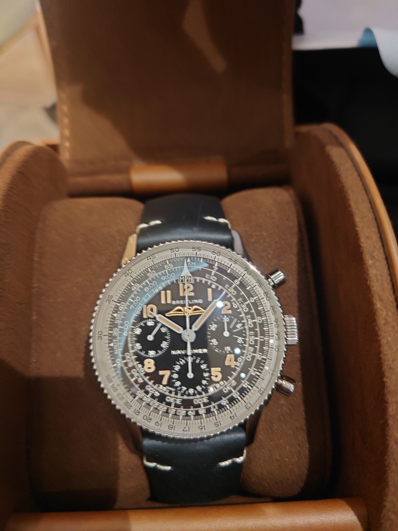 一日快閃中野買表記-Navitimer Ref. 806 1959 開箱與2024 ROLEX價格與IWC 骨董錶分享