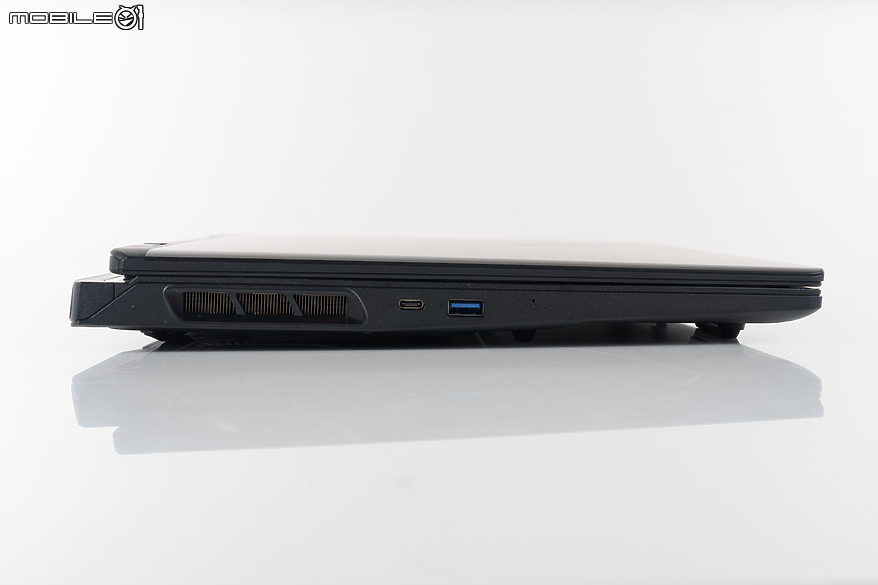 MSI Pulse 17 AI C1V 測試報告｜內在比外在更吸睛的中高階效能筆電