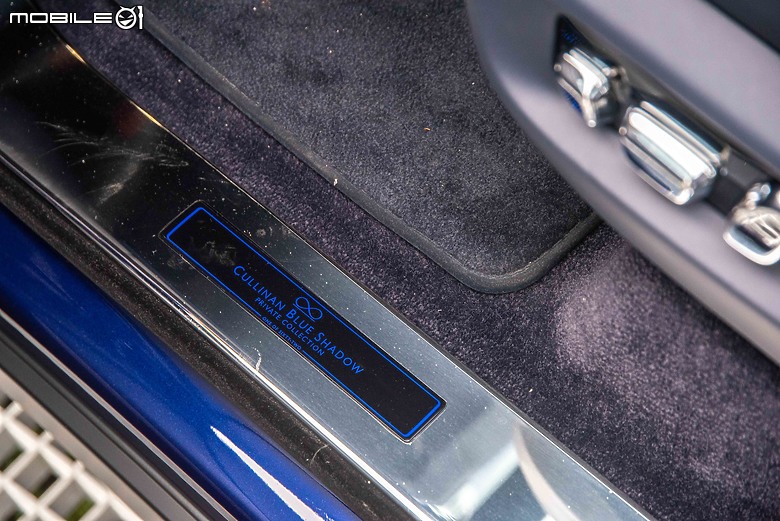 Rolls-Royce Black Badge Cullinan Blue Shadow試駕|極致工藝無與倫比,彰顯全台唯一的霸氣!