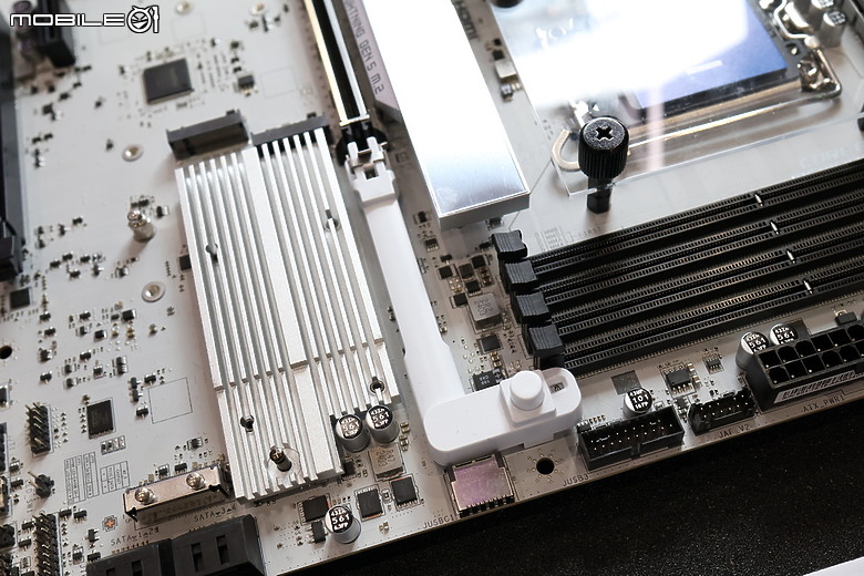 msi 微星 C+P 水冷/主板COMPUTEX 2024攤位參觀