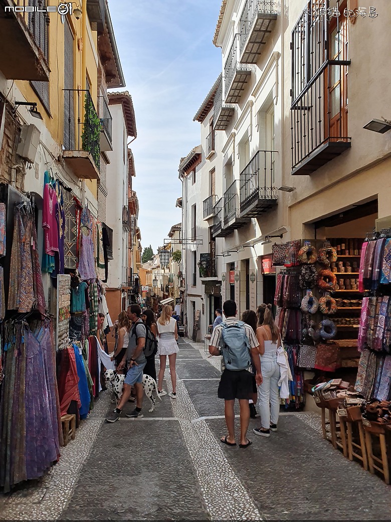 [大頭貓的海島] 格拉納達--格拉納達大教堂 阿拉伯街 (Spain: Granada Cathedral and Calle Calderería)