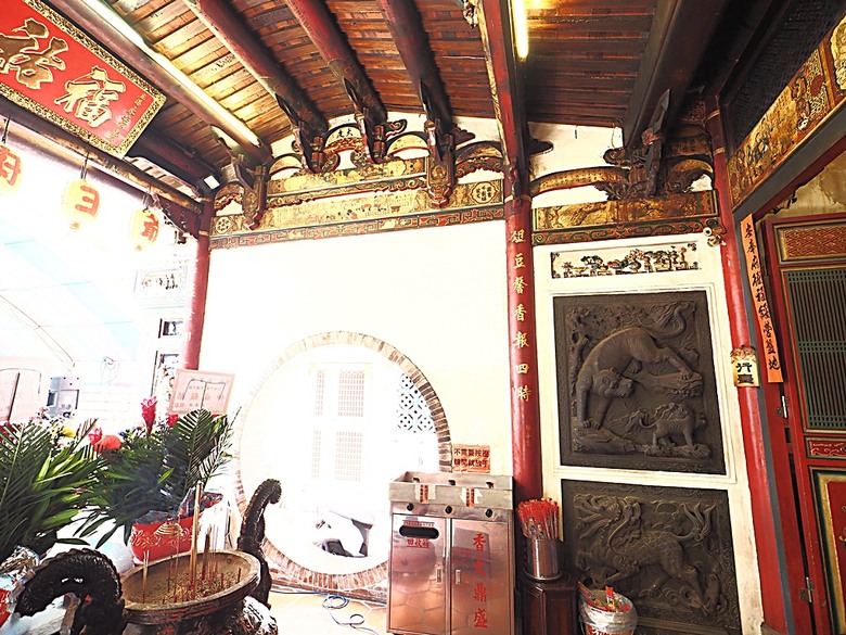 鹿港老街(隘門、友鹿軒、意和行、半邊井)、天后宮、新祖宮(勅建天后宮)、城隍廟、永安宮、三山國王廟、南靖宮，還有兌換贈品的彰化縣旅遊服務中心 — 「2024鹿港慶端陽」活動之四 — 鹿港老街與市街北段廟宇群