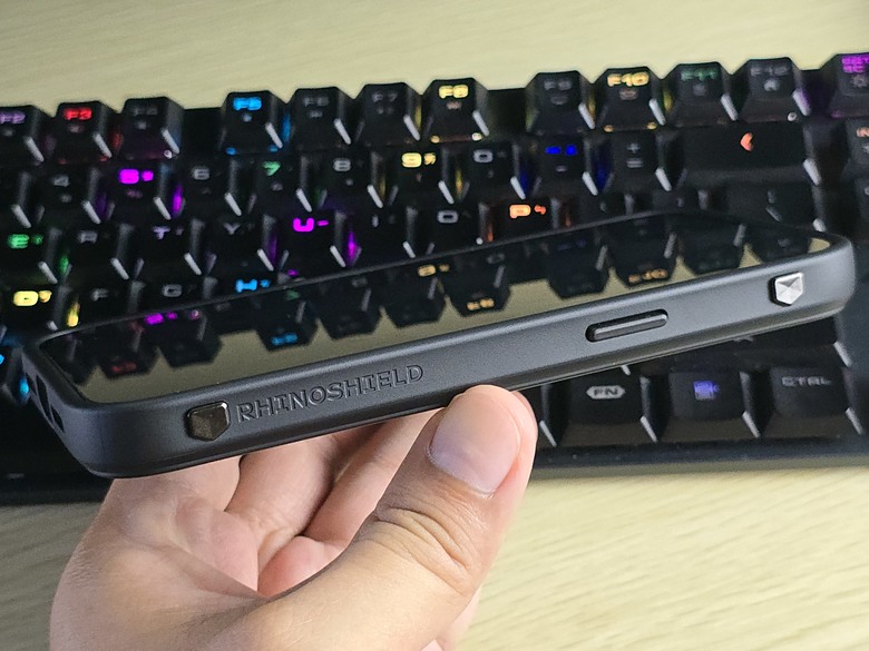 Buff效果加成【犀牛盾 RhinoBuff FPS 精準操控套組】讓iPhone瞄準擊發彈指瞬間!!