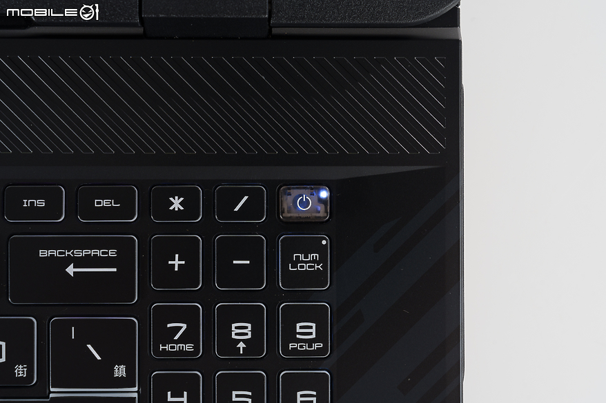 MSI Pulse 17 AI C1V 測試報告｜內在比外在更吸睛的中高階效能筆電
