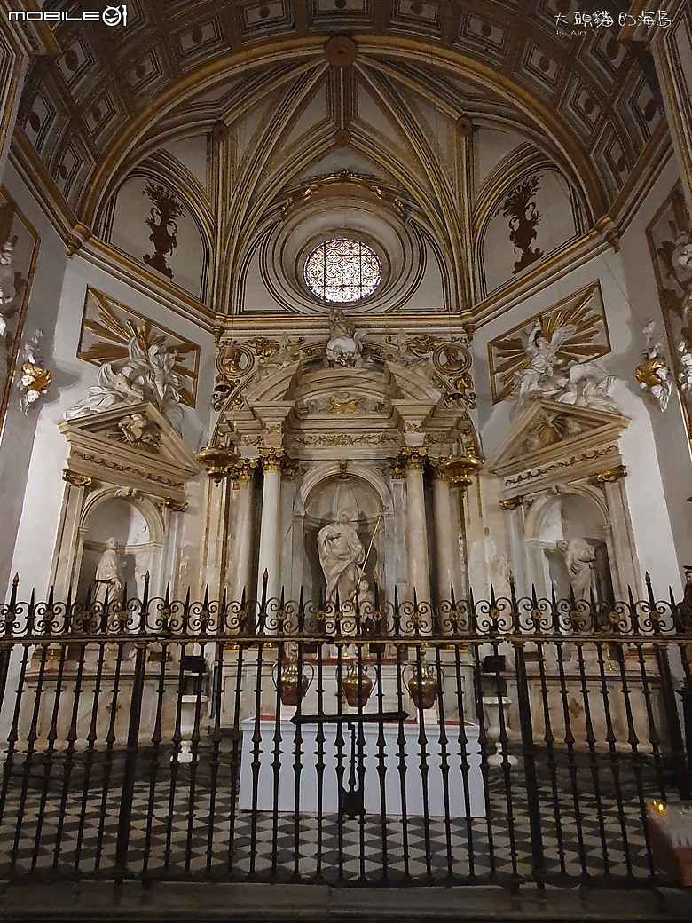 [大頭貓的海島] 格拉納達--格拉納達大教堂 阿拉伯街 (Spain: Granada Cathedral and Calle Calderería)