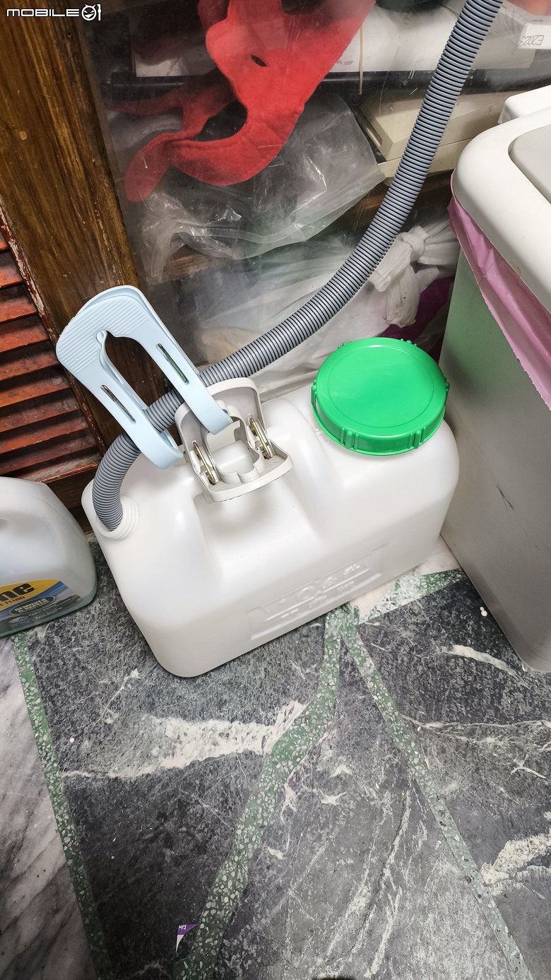 [雖小]嘉儀KE桌上型洗碗機，E6、夜半一點漏水漏滿地&後續自行解決辦法