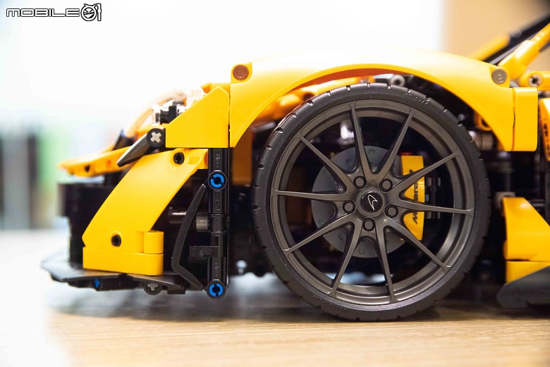 【開箱】樂高LEGO 42177賓士G-Class、42172 McLaren P1實拍,八月送禮優質選!