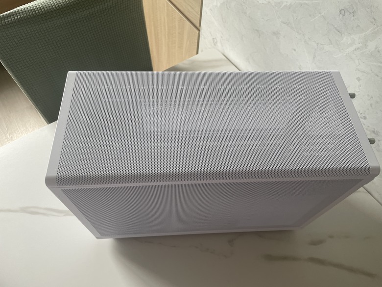 居然可以全部拆光光？！聯力A3-mATX一款緊湊靈活安裝的小機殼開箱