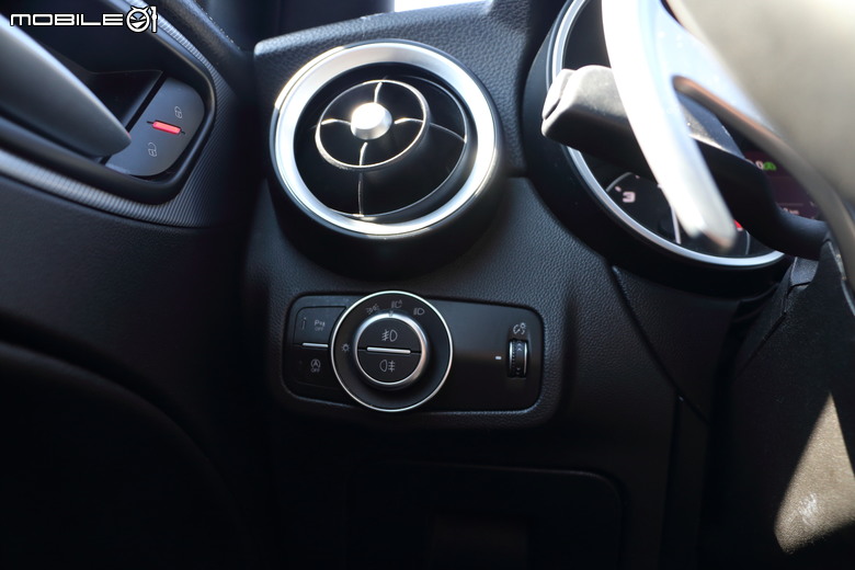點我看大圖 #心得 #圖多 西班牙自駕初體驗 w/ Alfa Romeo Stelvio