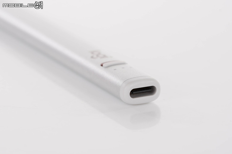 羅技新版 Combo Touch 保護殼與 Crayon 手寫筆開箱實測 提高 iPad Air 生產力的好工具