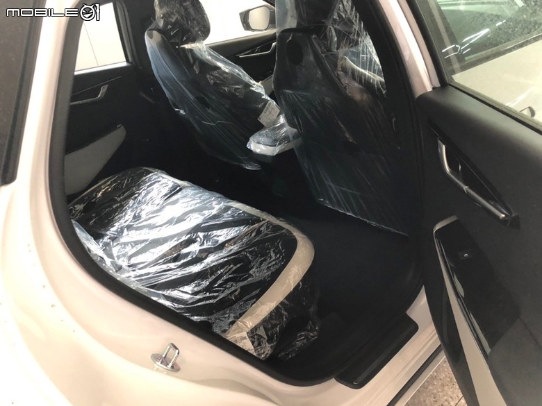 擁有KIA EV6 GT-LINE一年後的慢開箱