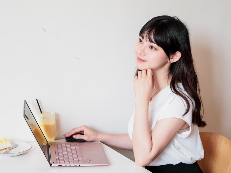 點我看大圖 質感玫瑰金粉色系 M5406NA 新一代上大學文書處理筆電