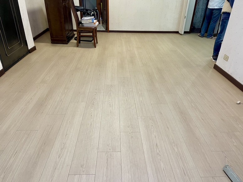 〔分享〕鋪了Kronospan卡扣耐磨地板