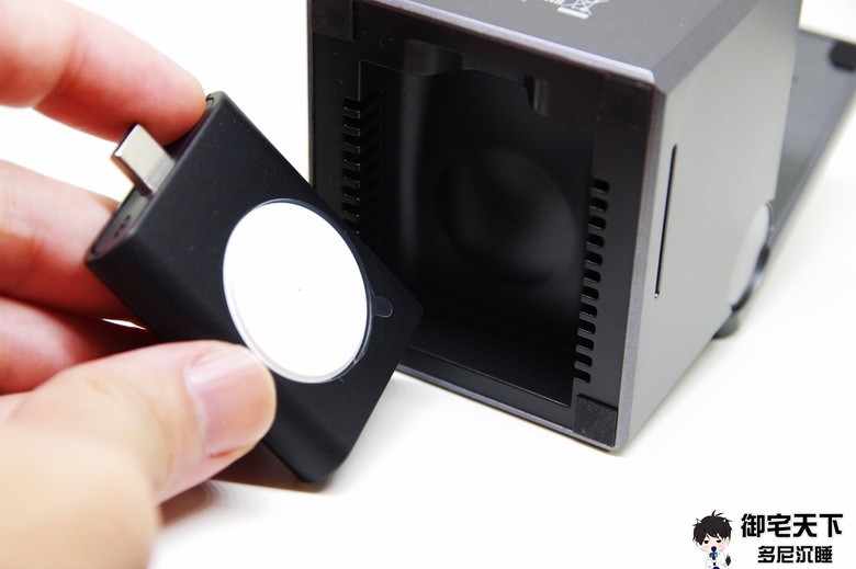 開箱｜【Choetech】三合一 MagSafe 磁吸無線充電座（T632） - 蘋果用戶充電魔方好物，手機、手錶、耳機一次充！