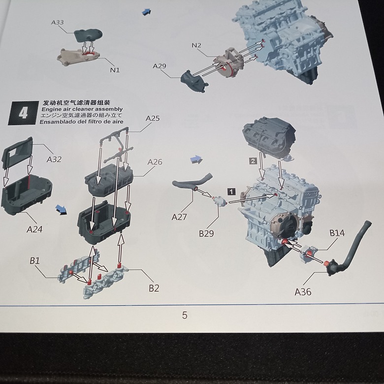 【模型新手也能輕鬆組 Part2】從0到100帶你一起組裝，MENG 1/9 BMW HP4 RACE MT-004s 重機模型 悅色版