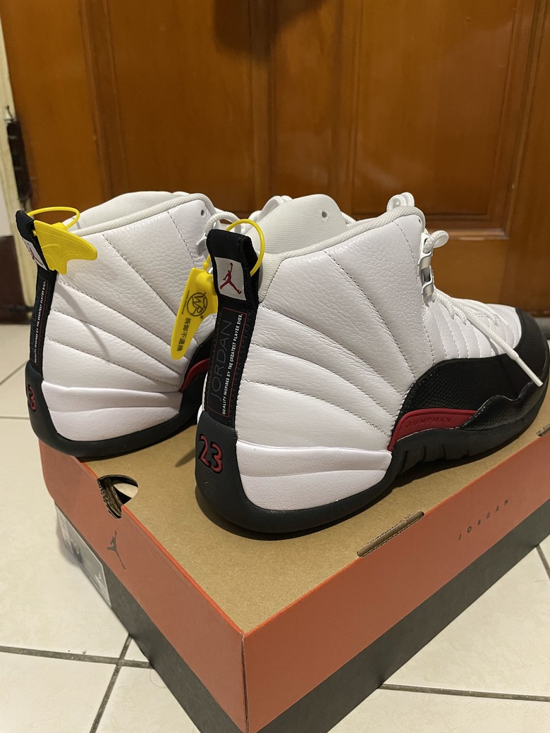 Air Jordan 12 Taxi Flip 2024 開箱