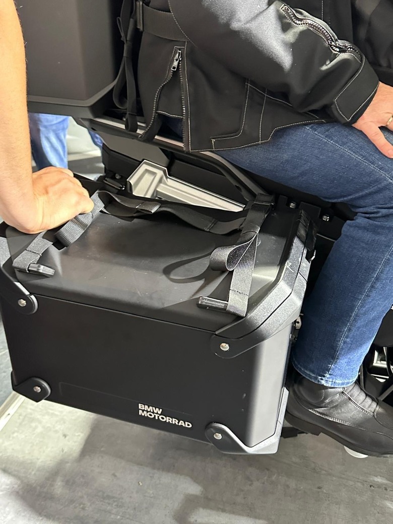 2025年 R1300ADV（圖多）