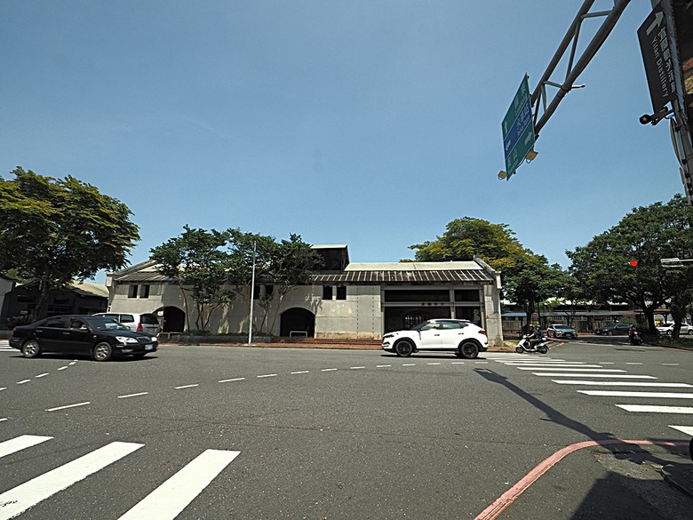 宜蘭文學館、宜蘭設治紀念館、宜蘭人故事館、蘭陽原創館、丟丟噹森林公園、幾米廣場 — 搭火車去宜蘭旅行之 宜蘭城南散步