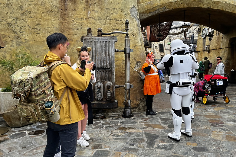(映像旅行) 願原力與你在星戰日一同遨遊in美國加州迪士尼 feat. ORIS X Star Wars