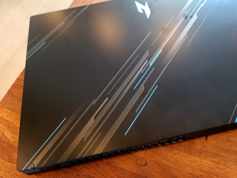 預算不高的Acer ANV15 快速開箱