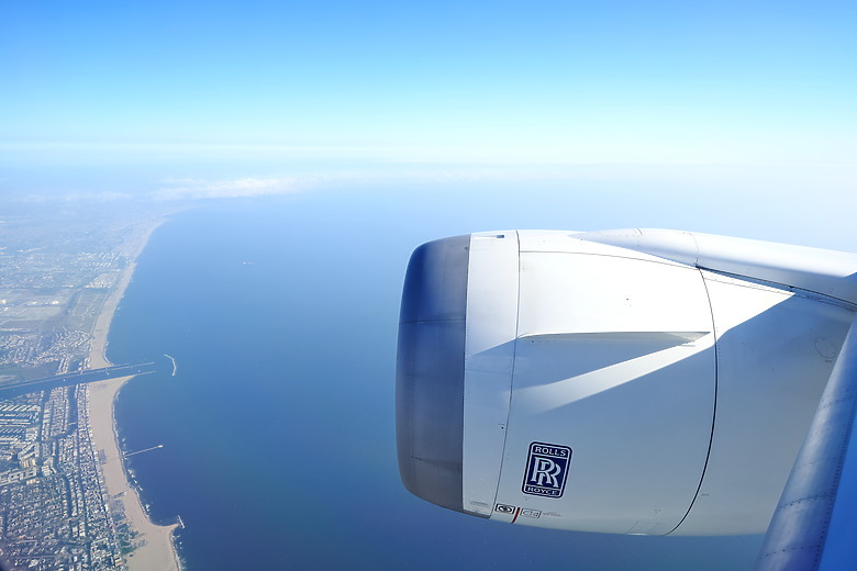 (映像分享) 搭乘全日空的波音787感受大和飛行夢想之翼in商務艙、豪華/經濟艙 feat. ANA