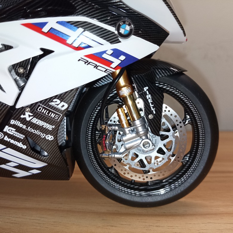 【模型新手也能輕鬆組 Part2】從0到100帶你一起組裝，MENG 1/9 BMW HP4 RACE MT-004s 重機模型 悅色版