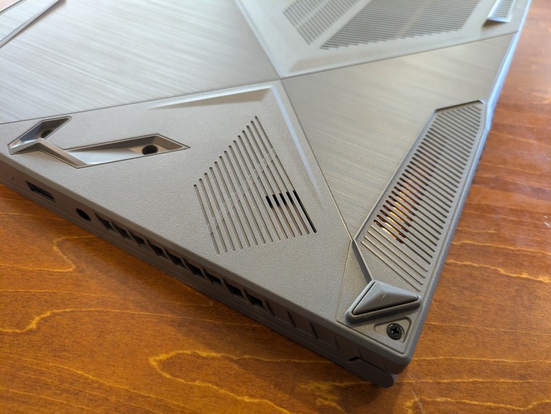 純粹為好帶~ MSI Thin 15 簡單開箱