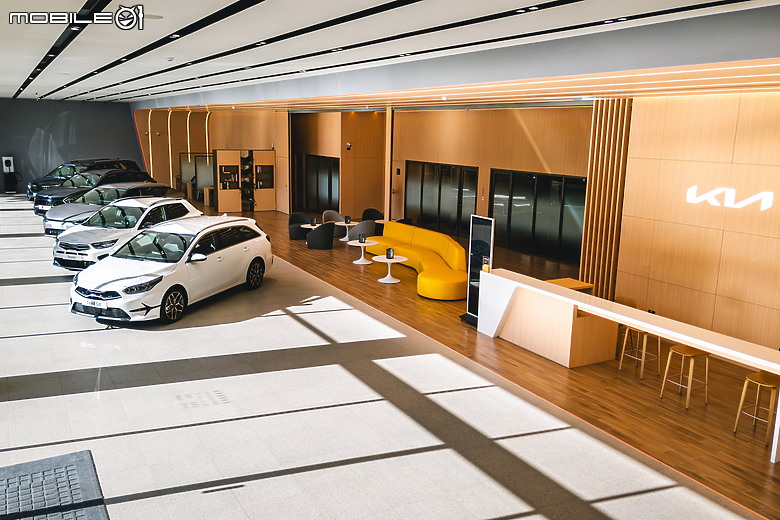 【國內新訊】Kia 高雄民族 3S 展示中心開幕,配置全台首座 Kia 專屬 240kW 超充站!
