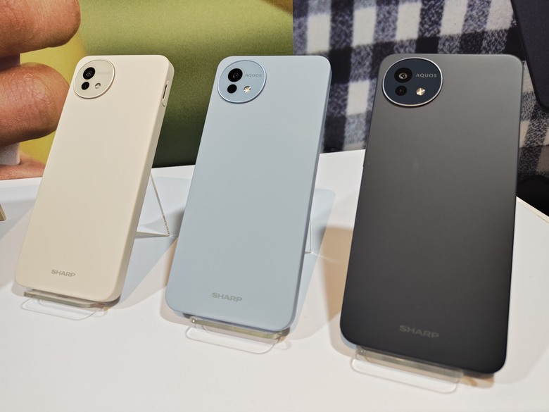 SHARP AQUOS R9、WISH4 台灣新品發佈會、訪談