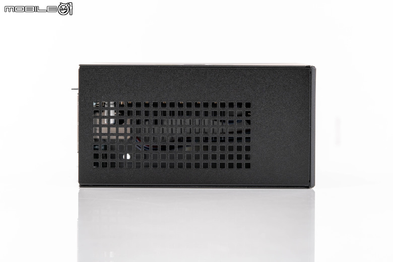 ASRock DeskMini X600 開箱實測 在迷你機體內延續海量儲存擴充設計