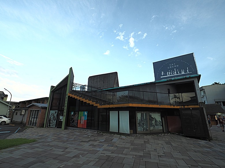宜蘭文學館、宜蘭設治紀念館、宜蘭人故事館、蘭陽原創館、丟丟噹森林公園、幾米廣場 — 搭火車去宜蘭旅行之 宜蘭城南散步