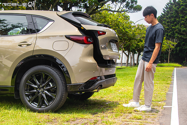 新年式Mazda 3、CX-30、CX-5 試駕｜三主力齊升級，增配備、玩新色、添新意！