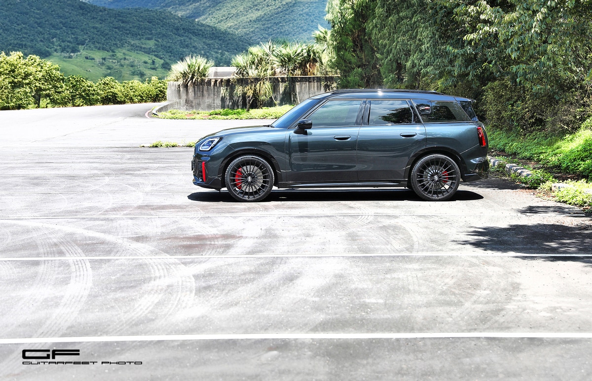 --康吹油麵-- 2024 MINI JCW Countryman All4 這碗十分可口開箱