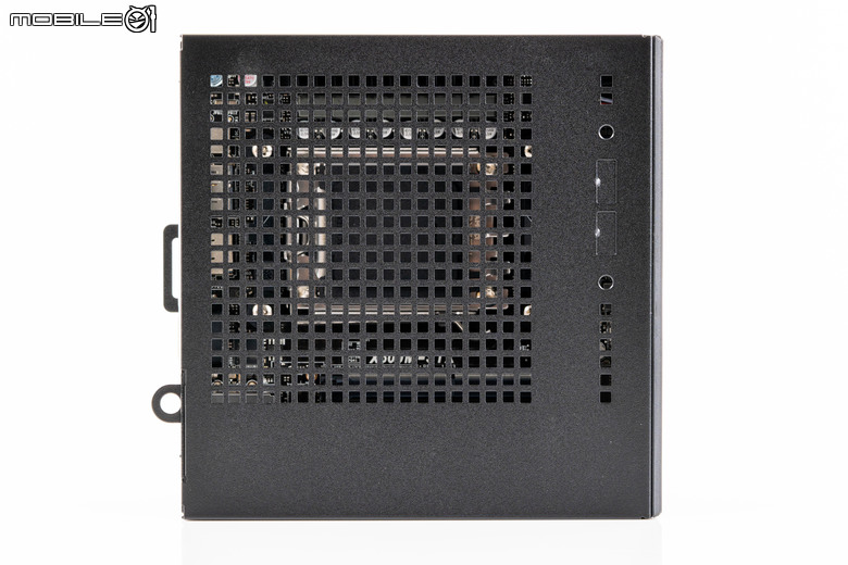 ASRock DeskMini X600 開箱實測 在迷你機體內延續海量儲存擴充設計