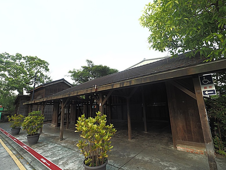 宜蘭文學館、宜蘭設治紀念館、宜蘭人故事館、蘭陽原創館、丟丟噹森林公園、幾米廣場 — 搭火車去宜蘭旅行之 宜蘭城南散步