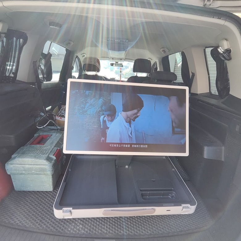 人見人愛 LG 閨蜜機 StanbyME Go 【行動】智慧顯示器 讀書會研習/影音撥放平台 一機萬用的完美詮釋