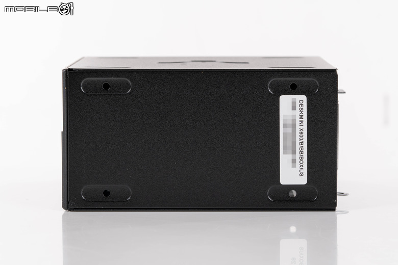 ASRock DeskMini X600 開箱實測 在迷你機體內延續海量儲存擴充設計