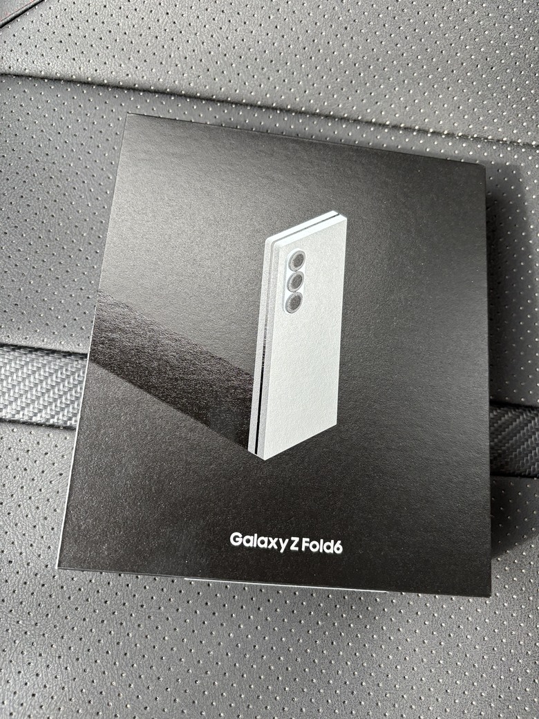 Fold 6 Pchome 首批預購疑問