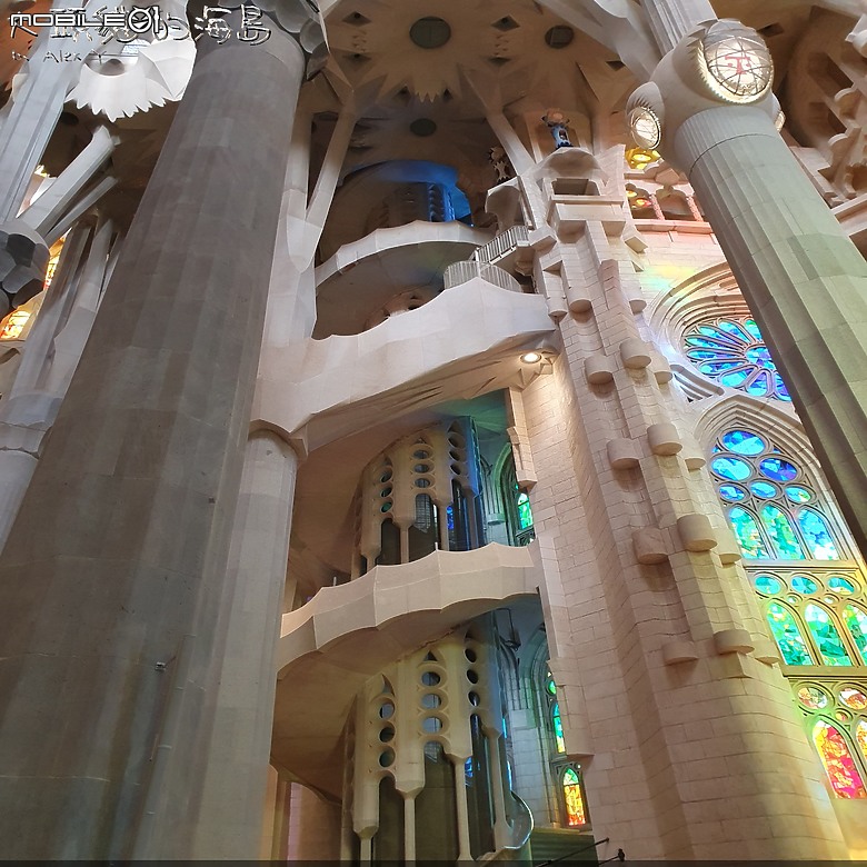 [大頭貓的海島] 巴塞隆納 聖家堂 (Spain: Barcelona's Sagrada Familia)