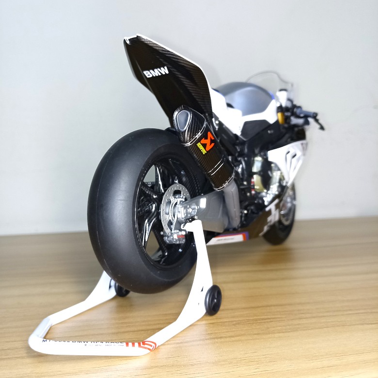 【模型新手也能輕鬆組 Part2】從0到100帶你一起組裝，MENG 1/9 BMW HP4 RACE MT-004s 重機模型 悅色版