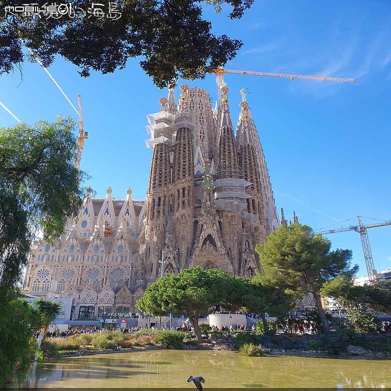 [大頭貓的海島] 巴塞隆納 聖家堂 (Spain: Barcelona's Sagrada Familia)