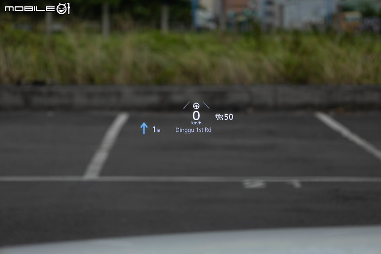 國產 vs.進口，2.0升中型四門房車對決｜Corolla Altis GR Sport x Mazda 3