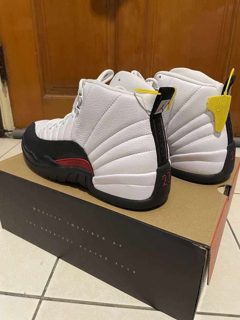 Air Jordan 12 Taxi Flip 2024 開箱