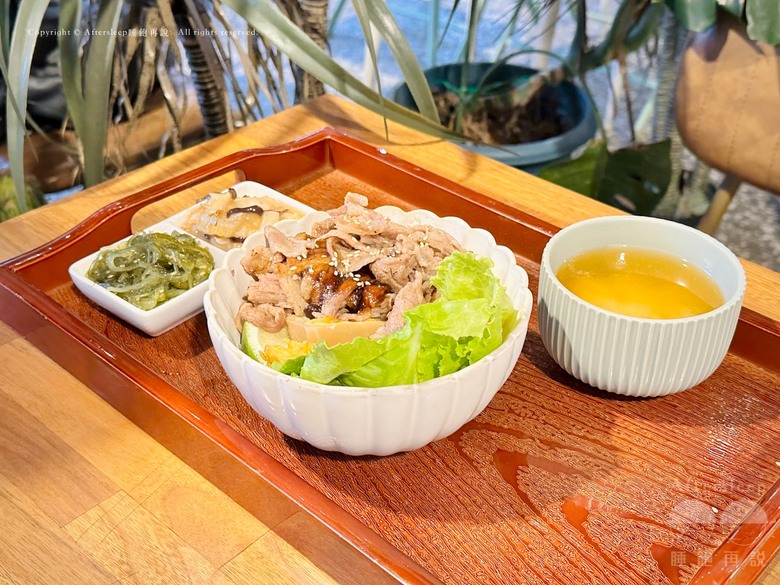 嘉義東區｜廢溫室 GREENHOUSE CAFÉ＿充滿綠意的百年老屋咖啡廳