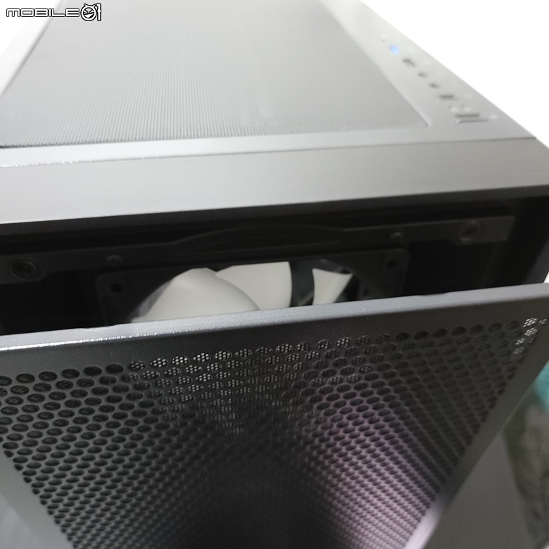 【心得】涼爽又便宜大碗的大飛DN240水冷&DRX70 Mesh機殼