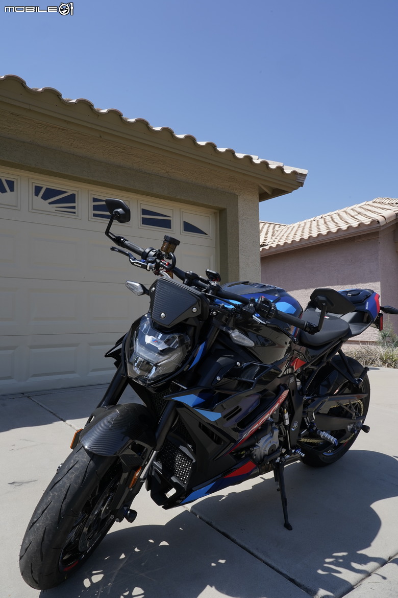 點我看大圖 M1000r 開箱