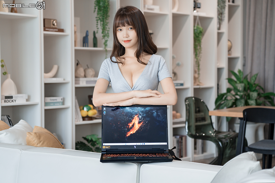 點我看大圖 Acer Nitro V 16 AMD 測試報告|擁抱 AI 的最佳 CP 值電競筆電
