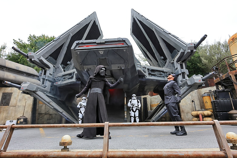 (映像旅行) 願原力與你在星戰日一同遨遊in美國加州迪士尼 feat. ORIS X Star Wars